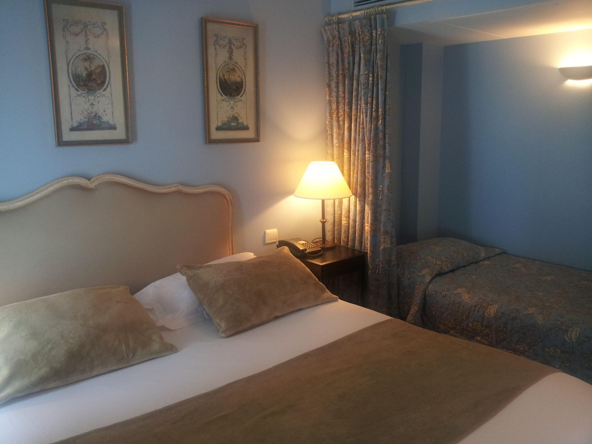 Hotel Des Ducs D'Anjou Париж Екстериор снимка