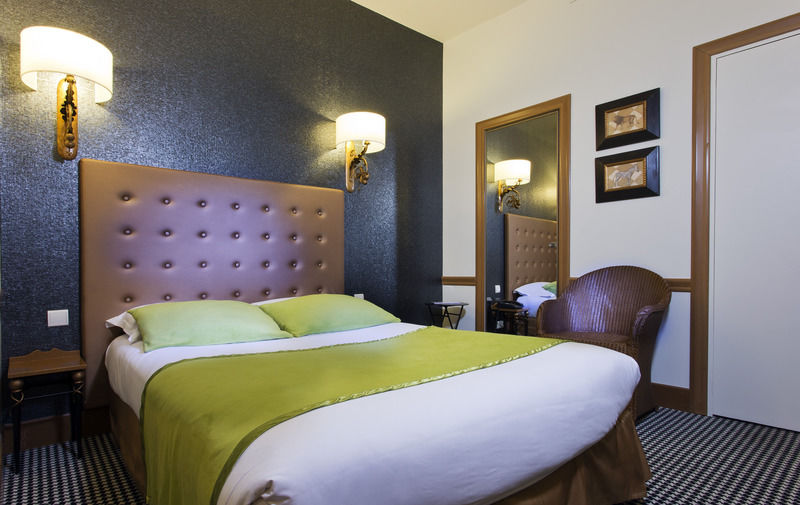Hotel Des Ducs D'Anjou Париж Екстериор снимка