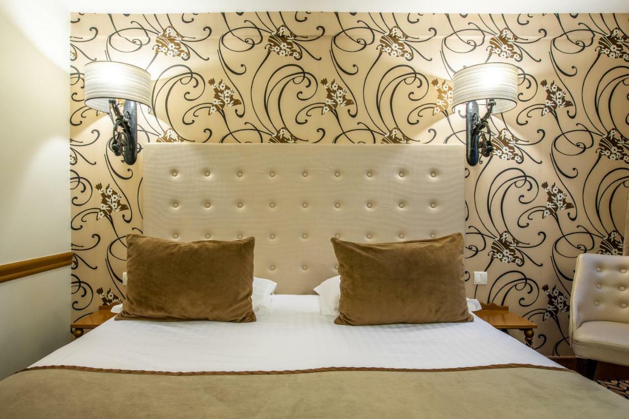 Hotel Des Ducs D'Anjou Париж Екстериор снимка